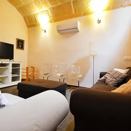 Amilcar House By Slow