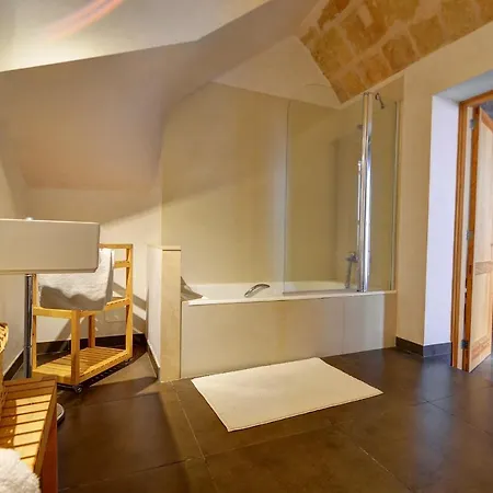 Amilcar House By Slow * إل أرينال