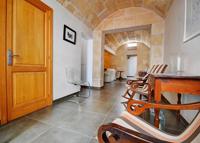 Amilcar House By Slow *