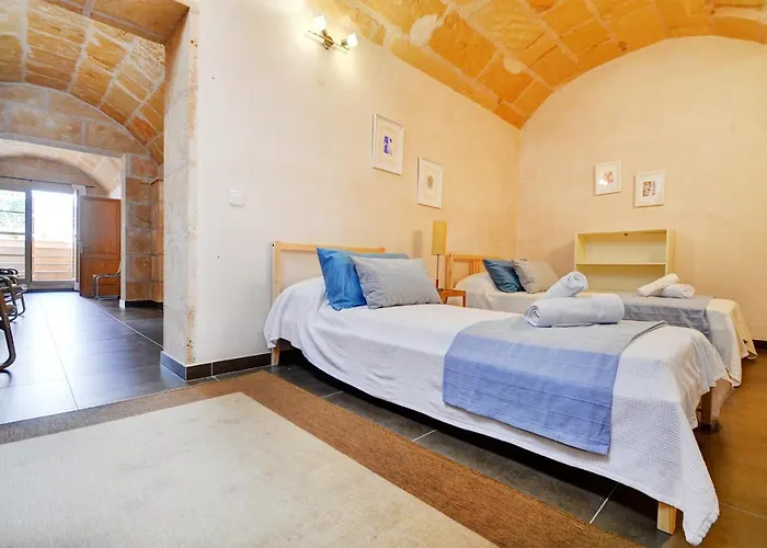 Amilcar House By Slow *